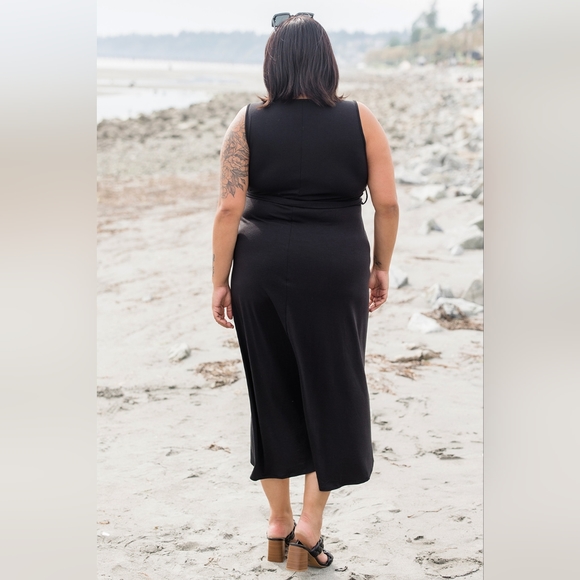 Zenana Black Tulip Style Dress with Tie - Picture 5 of 10